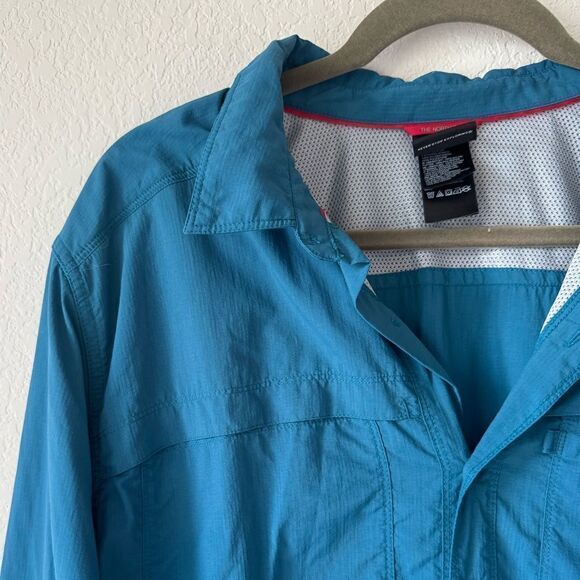 The North Face Men’s XL Teal Blue Button-Up Lightweight Fishing Hiking Shirt - Picture 2 of 9